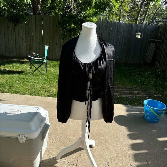 NWT Forever 21 Black Sheer Top - Picture 1 of 4